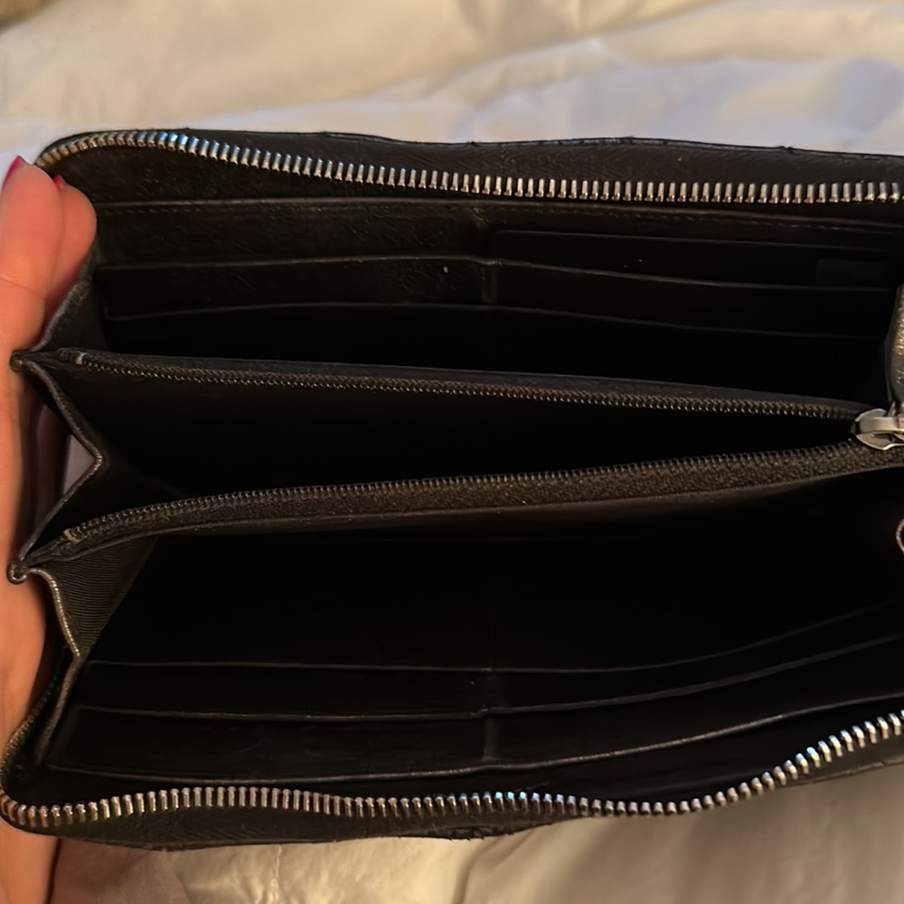 Large Chanel zipper around wallet. Authentic metallic charcoal grey. - Picture 6 of 7